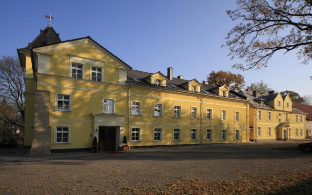 Pałac Lucja Hotel