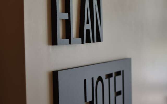 Elan Hotel