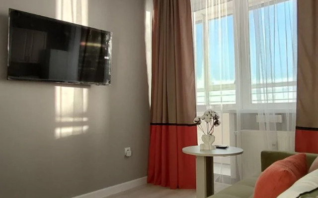 Квартира Светлая 2-к в Кировском районе