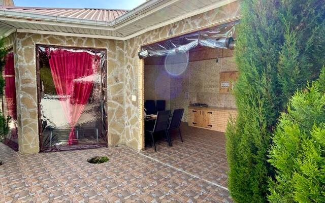 Rozovy Flamingo  Guest House