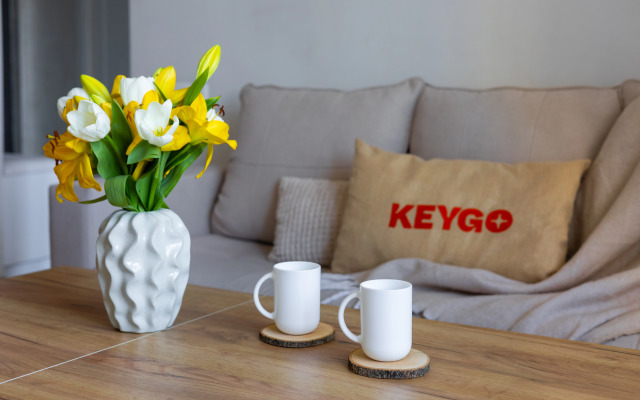 KeyGo #0026, 1 Bedroom, Next To English Park Apartments