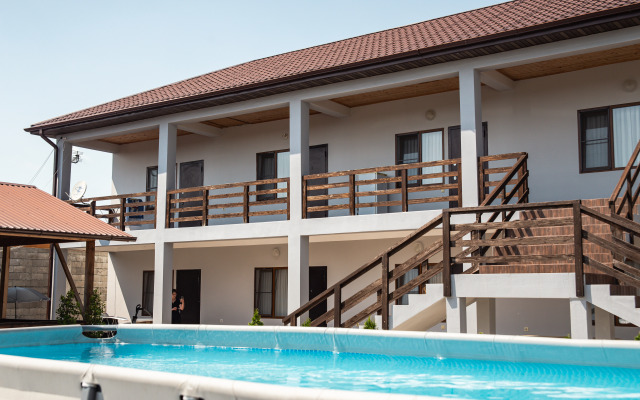 Tikhaya Gavan Hotel