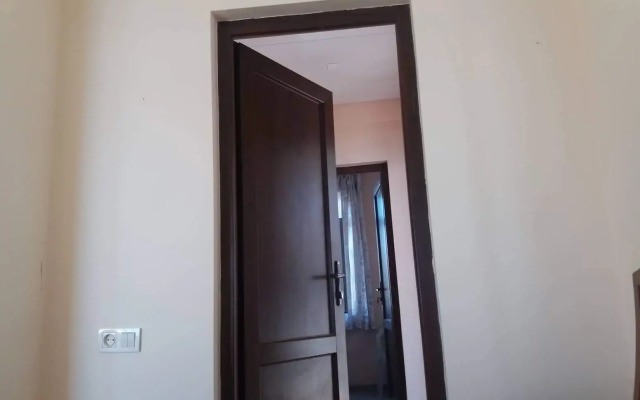 Ivshan Guest House