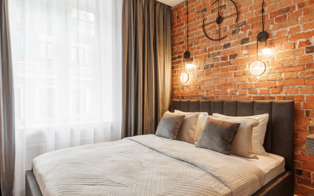 Апартаменты 4 Спальни & 2 Санузла На Вознесенском Проспекте