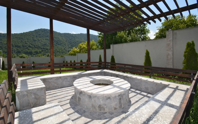 Villa Dilijan Aqualin Villa