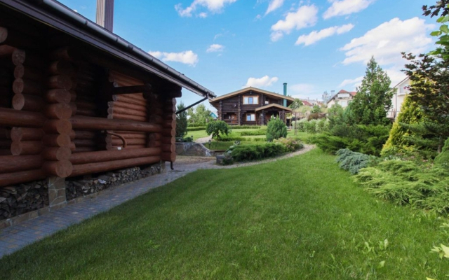 Частный дом Хмелевка ВИП на берегу озера