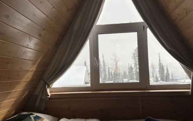 Частный дом уютный A-frame White