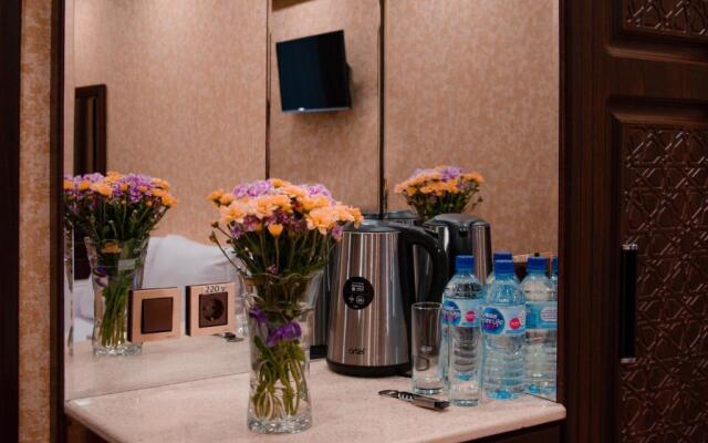 Orient Star Varahsha Hotel