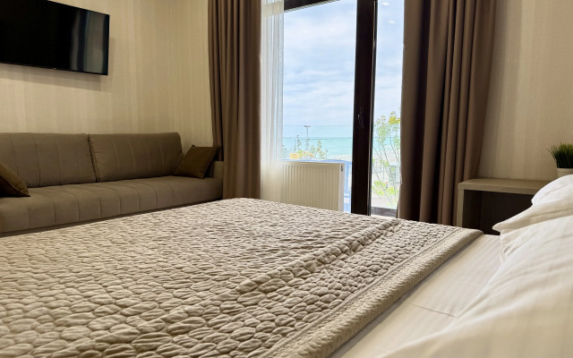 Okolo Morya  Apartments 19