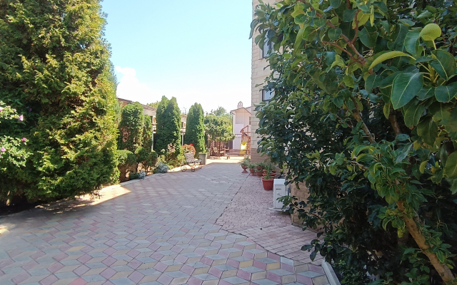 Bugaz Apartments