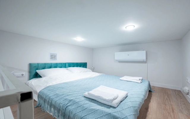 Апартаменты двухуровневые на Коломенской