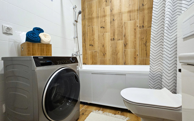 Dobryij dom ryadom s RZhD-meditsina Apartments