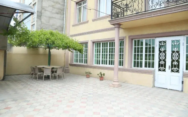 Apartments City On The Palm Guest House