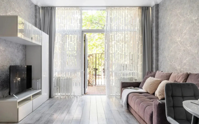 Red Apartments Mandarin Lichi Apartments