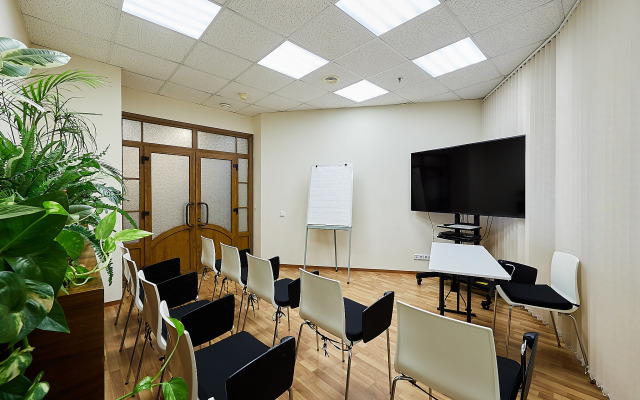 Paveletskaya Select Hotel