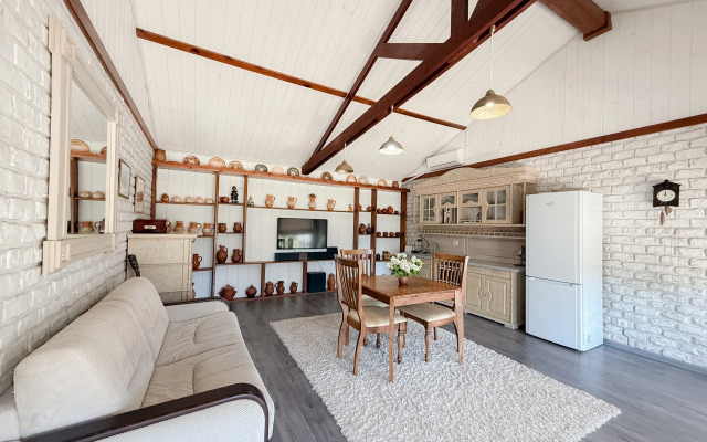 Usadyba Tishiny Private House