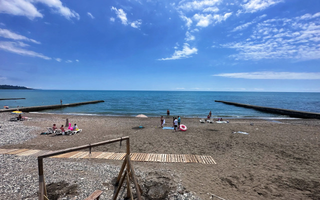 Barkhatny Sezon Guest House