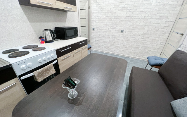 Odnokomnatnye na ulice Oktyabryskoy Apartments