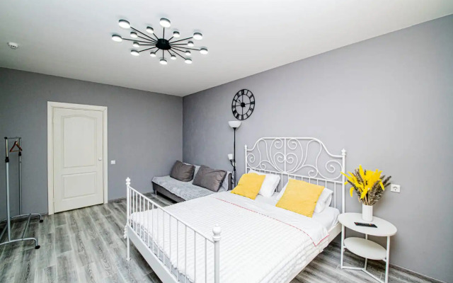 Chistaya i Uyutnaya na Burnakovskoy 77 Flat