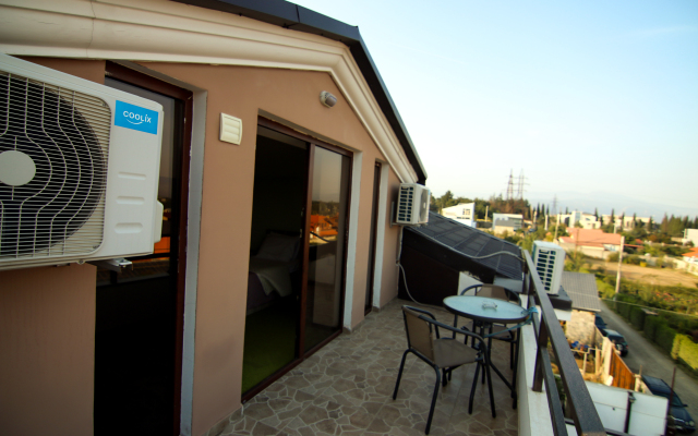 Salmer Hotel