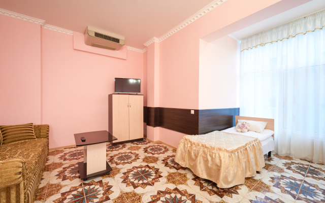 Iordan Hotel
