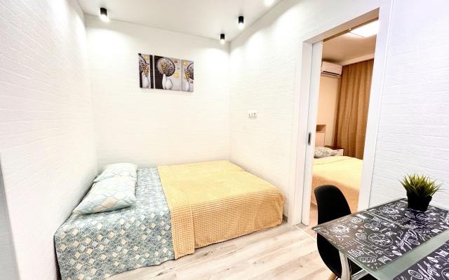 Na Karla Marksa Apartaments