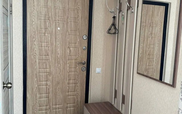 Studiya Na 2 Etazhe Flat