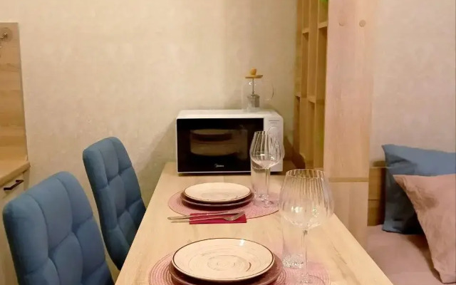 Апартаменты с Видом на Реку Волхов