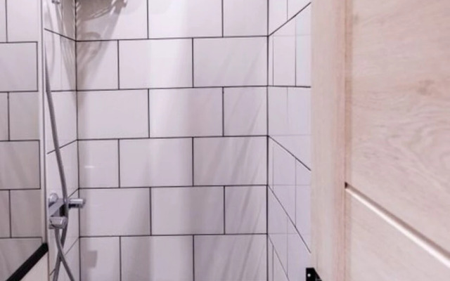 Na Ulitse Lemesheva 10 S Balkonom Flat