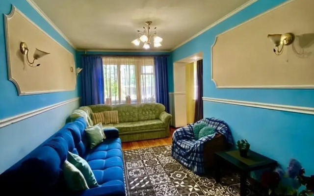 Квартира трехкомнатная в Ленинском районе