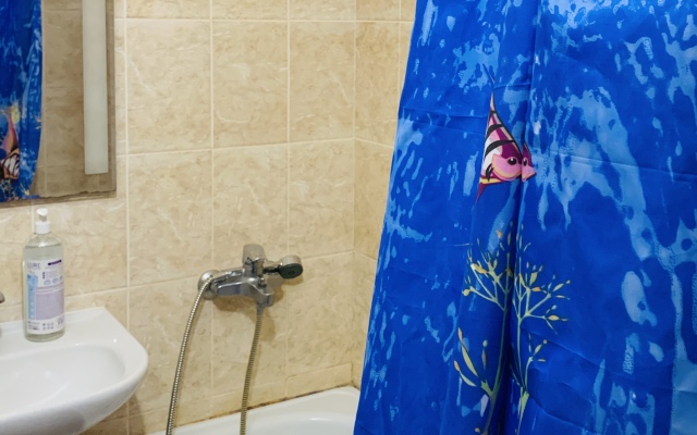 Квартира Уютная в Новом Доме Недалеко от Центра для Некурящих Людей