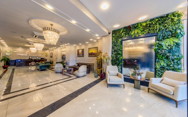 Porta Romanos Hotel