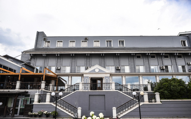Sibirskiy Safari Club Hotel