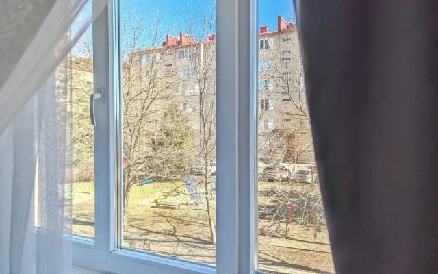 Bolshaya uyutnaya vozle parka flat