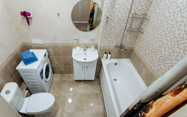 Uyutnaya S Dizaynerskim Remontom V Novom Dome Flat