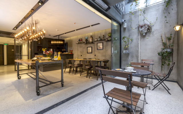 Lampa Design Hotel - Image 4