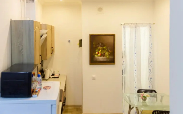 Квартира у Грибоедова, с кодовым доступом,личной кухней и уборной