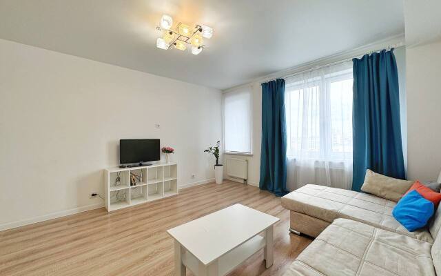 2-K Kvartira V Zhk Alye Parusa Lodging House