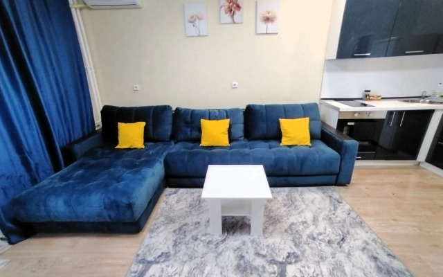 Na Universitetskoy naberezhnoy 97A Flat