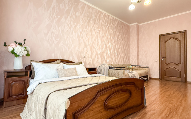 Prostornaya Yevrodvushka V Samom Tsentre Goroda Flat