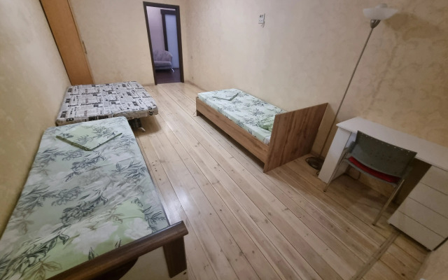 Апартаменты 5-комнатные в Гостевом Доме Домашний