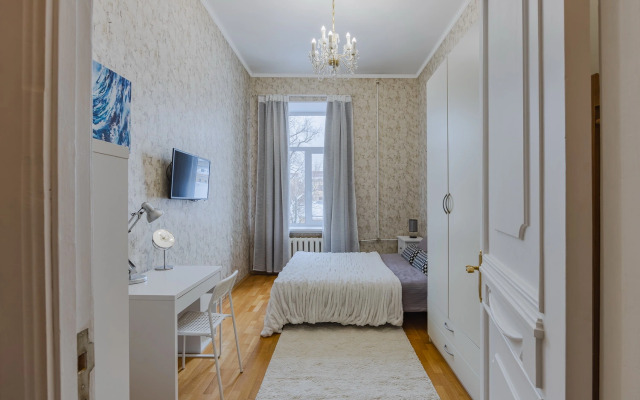 Апартаменты У Исакиевской площади DereMRents ДереМРентс