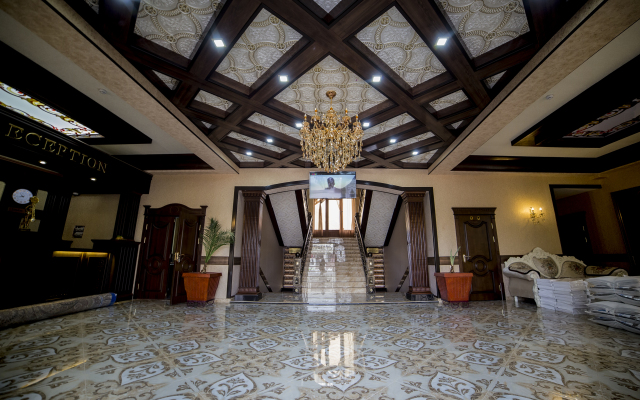Edem Plaza Hotel