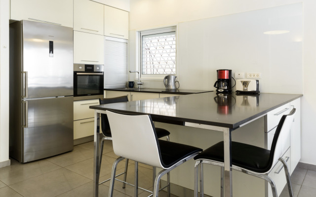 Full Comfort Near Beach By Feelhome Apartments
