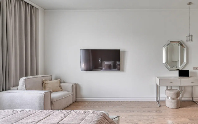 Апартаменты МореСолнцеАпарт в АК Гранд Роял Резиденс