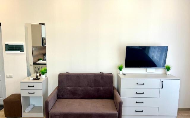 S Balkonom Apartments