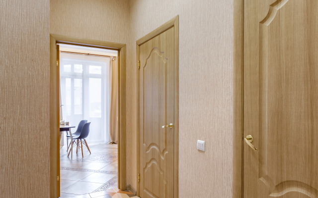 V tsentre SAMARYI Flat