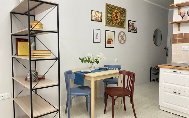 Апартаменты Уникальная студия Жеруйык в стиле Этно в центре