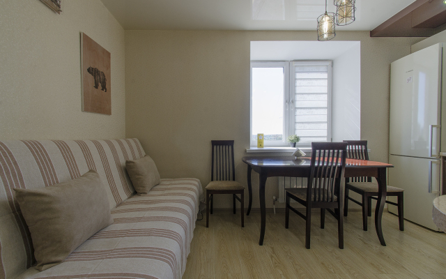 "1 Komnatnaya Na Aslamasa" Apartments