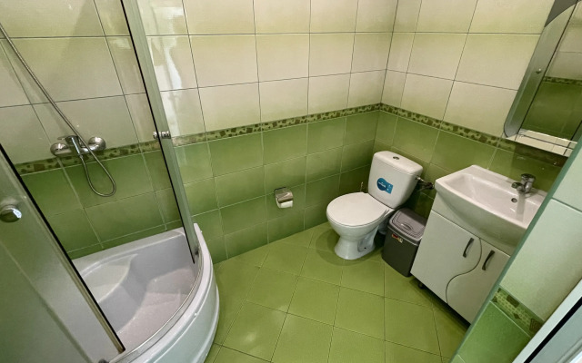 V Yalte Na Ulitse Drazhinskogo 23v Guest house